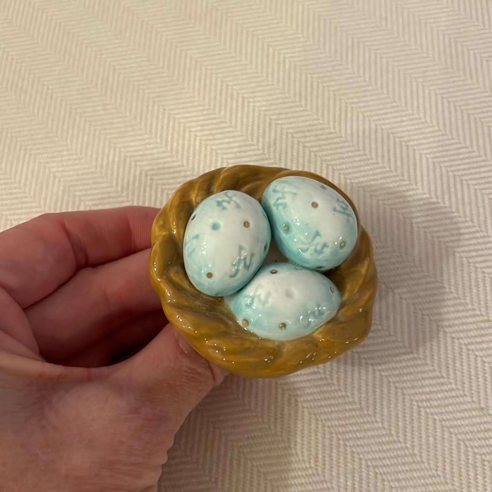 Nora, Fleming, Easter, egg, basket, attachment